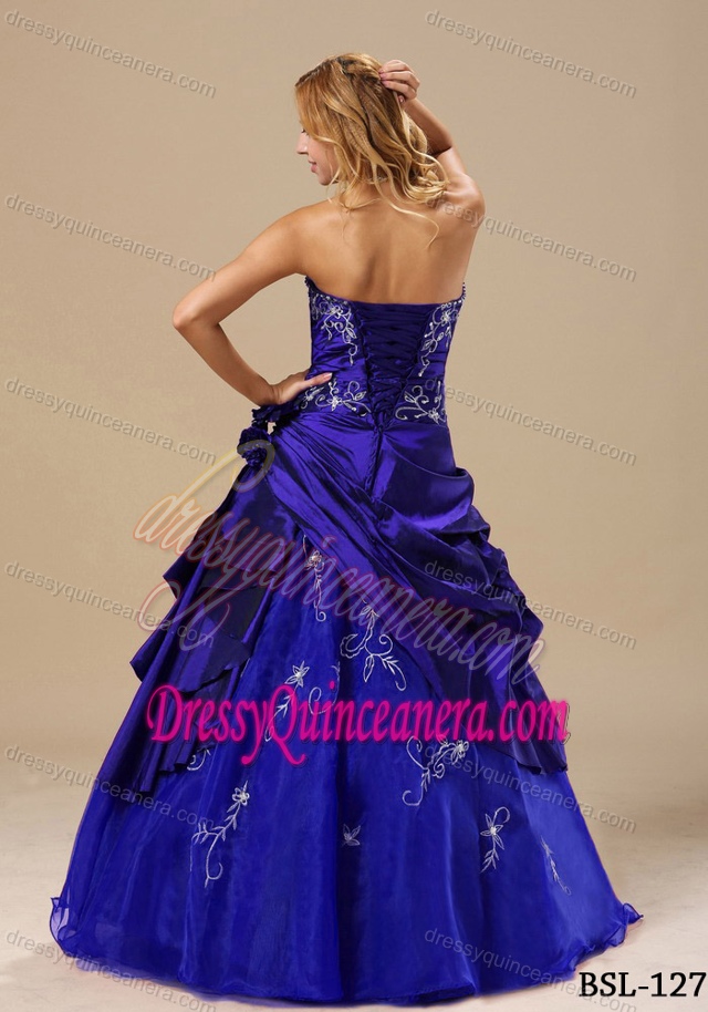 2013 Popular Strapless Quinceanera Gown Dress with Hand Made Flowers