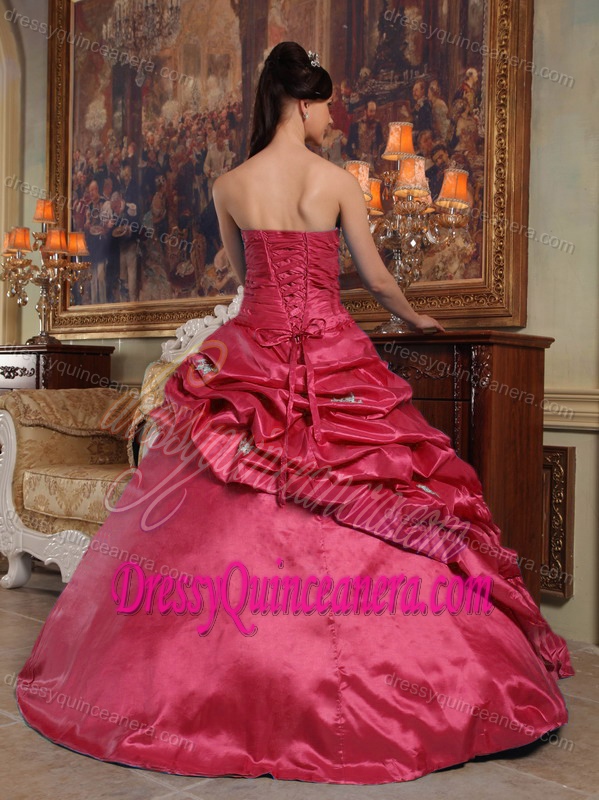 Sweetheart Coral Red Ball Gown Taffeta Beaded Sweet Sixteen Dresses with Pick-ups