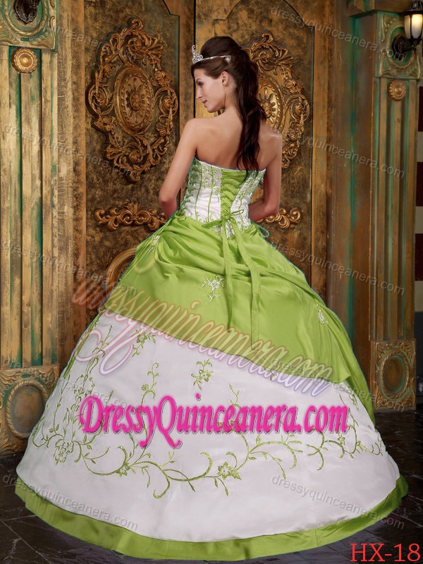 Gorgeous Yellow Green and White Satin Lace-up Long Quinceanera Gown