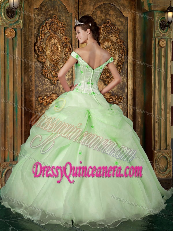 Light Green Off-the-shoulder Exquisite Sweet 15 Dresses with Appliques