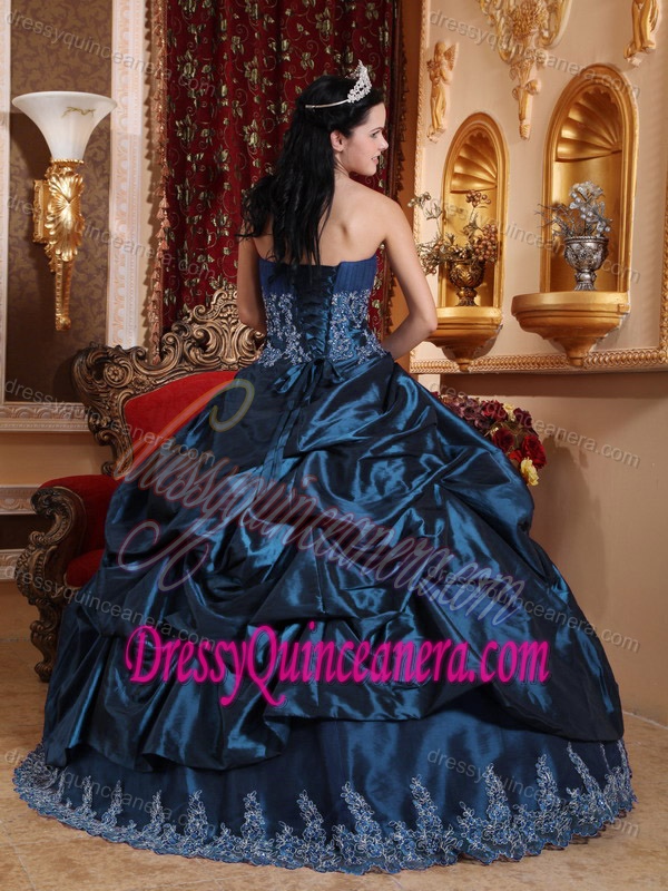 Navy Blue Sweetheart Taffeta Quinceanera Dresses with Appliques on Sale
