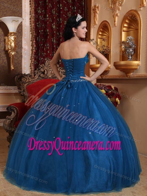 Blue Sweetheart Beaded Quinceanera Gowns with Hand Made Flowers in Tulle