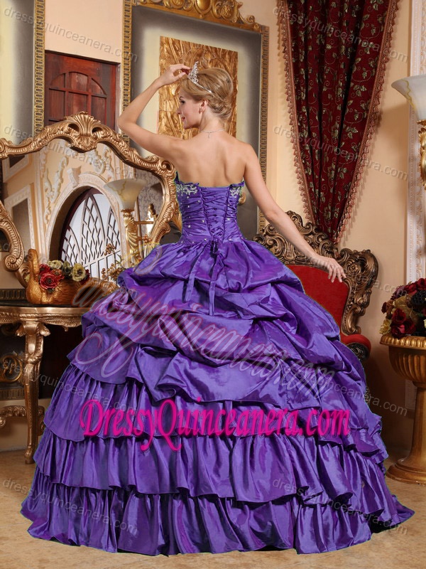 Purple Lace-up Taffeta 2013 Long Exquisite Quinces Dress with Pick-ups