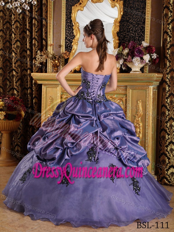 Purple Strapless Organza Appliqued 2012 Quinceanera Dress with Pick-ups