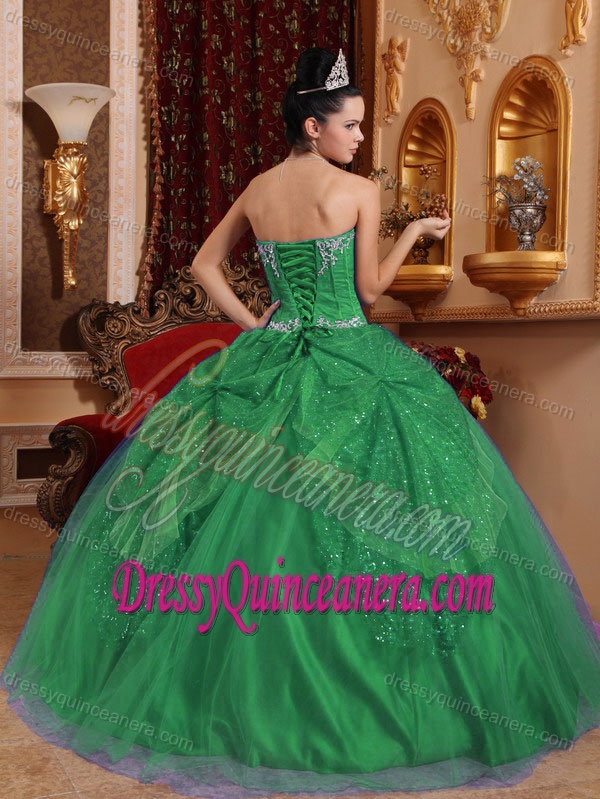 Sweetheart Green Ball Gown Quinceanera Dress with Beading and Appliques