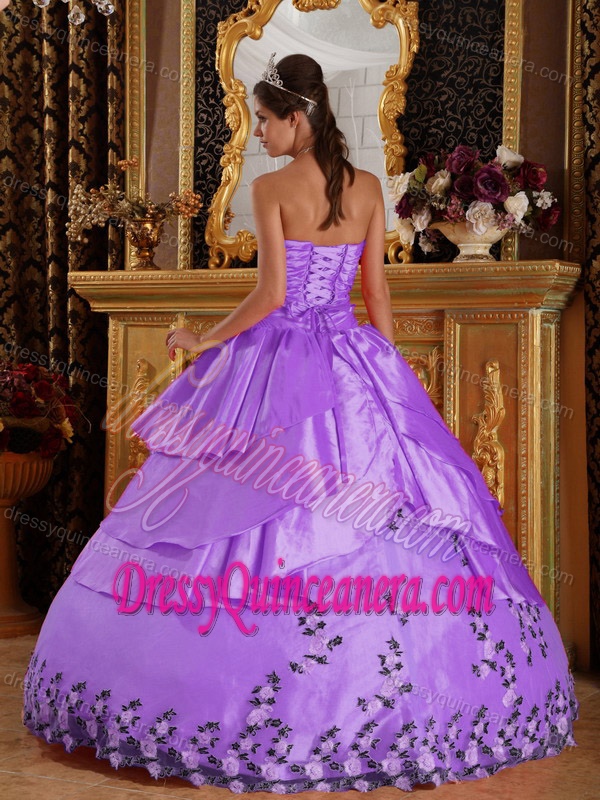 Clearance Ruching Purple Sweet 16 Dresses in Taffeta with Layers and Appliques