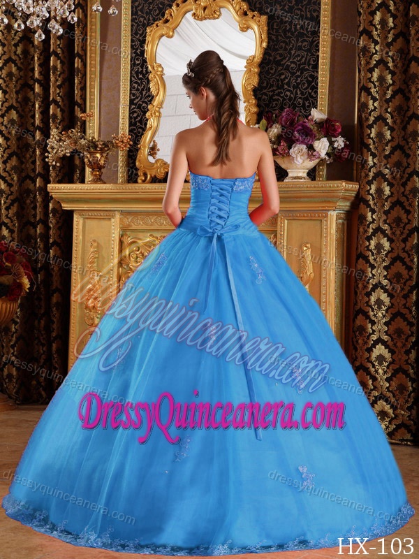 Blue Inexpensive Ball Gown Halter Quinceanera Dresses in Tulle