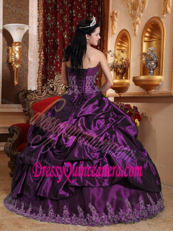 Sweet Eggplant Purple Sweet Sixteen Quince Dress with Appliques