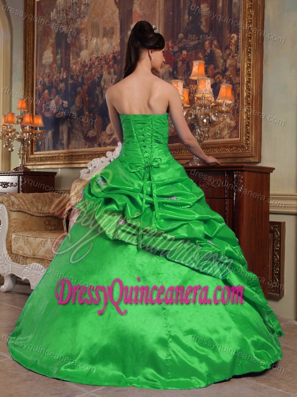 Beaded Taffeta Cheap Sweetheart Quinceaneras Dresses in Green