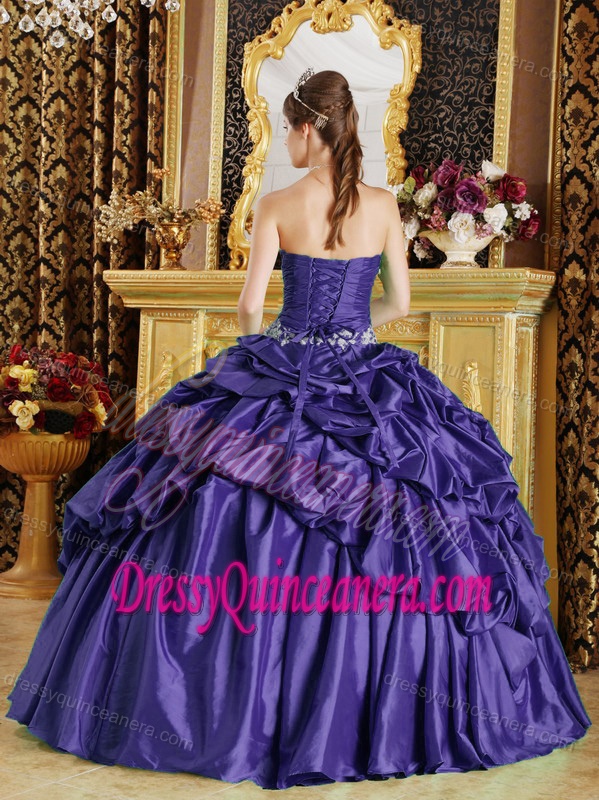 Inexpensive Purple Ball Gown Strapless Taffeta Beaded Dresses for Quince