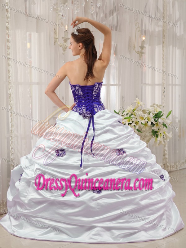 Purple and White Sweetheart Satin and Taffeta Embroidery Sweet 15 Dresses