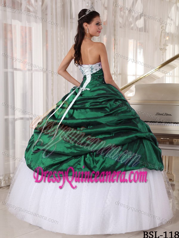 Recommended Strapless Embroidery Quinceanera Gown in Taffeta and Tulle
