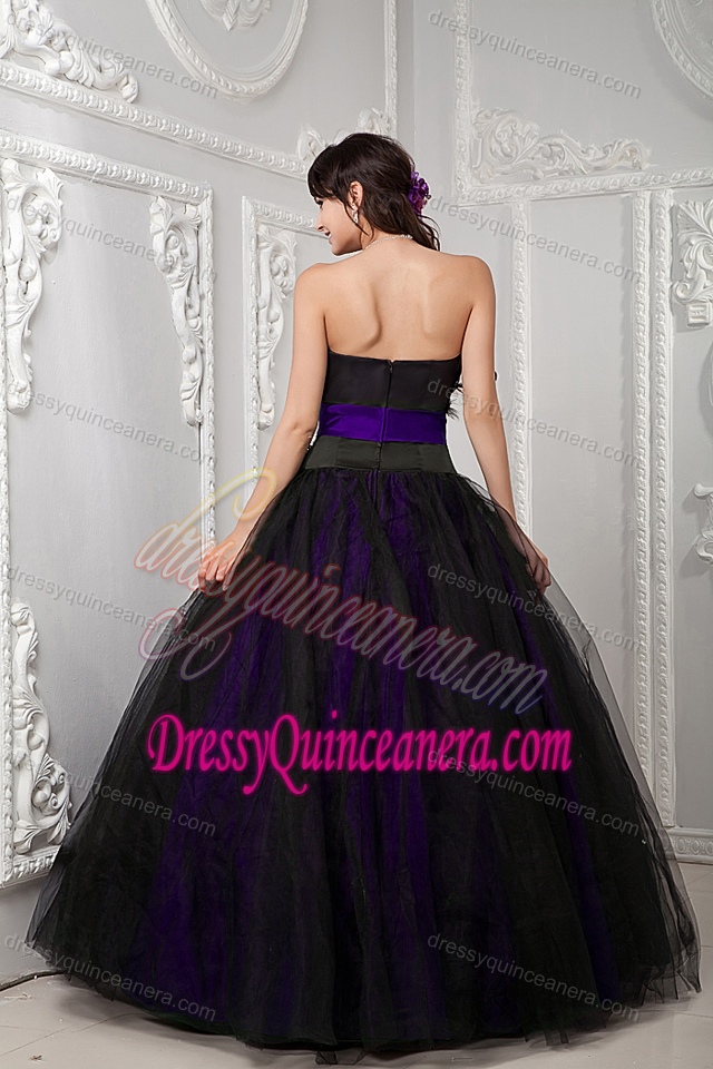 Black and Purple Ball Gown Strapless Quinceanera Gowns with Beadings and Sash