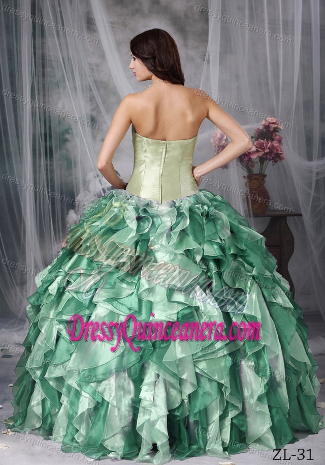 Green Sweetheart Taffeta and Organza Beading Quinces Dresses with Ruffles