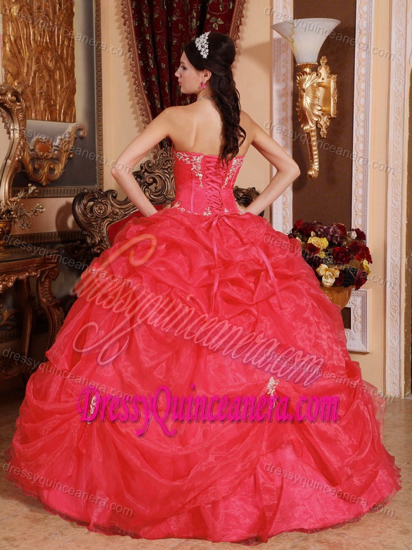 Low Price Coral Red Sweetheart Organza Quinceanera Gowns with Beading