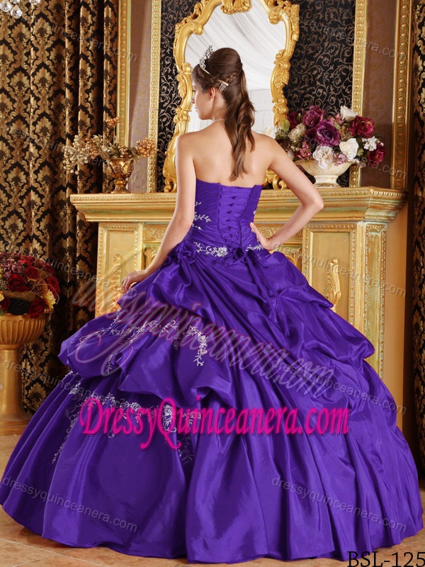 Exquisite Strapless Floor-length Lace-up Taffeta Quinces Dress in Purple