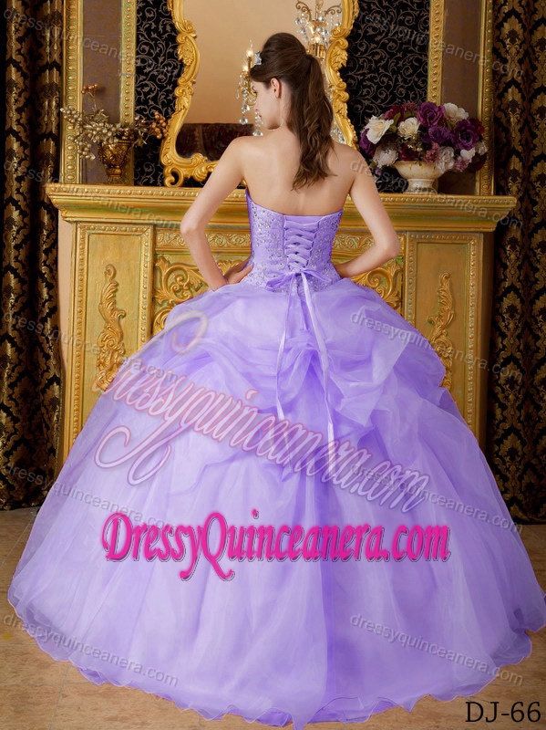 Ball Gown Strapless Organza Beaded Quinceanera Gown Dresses in Lilac