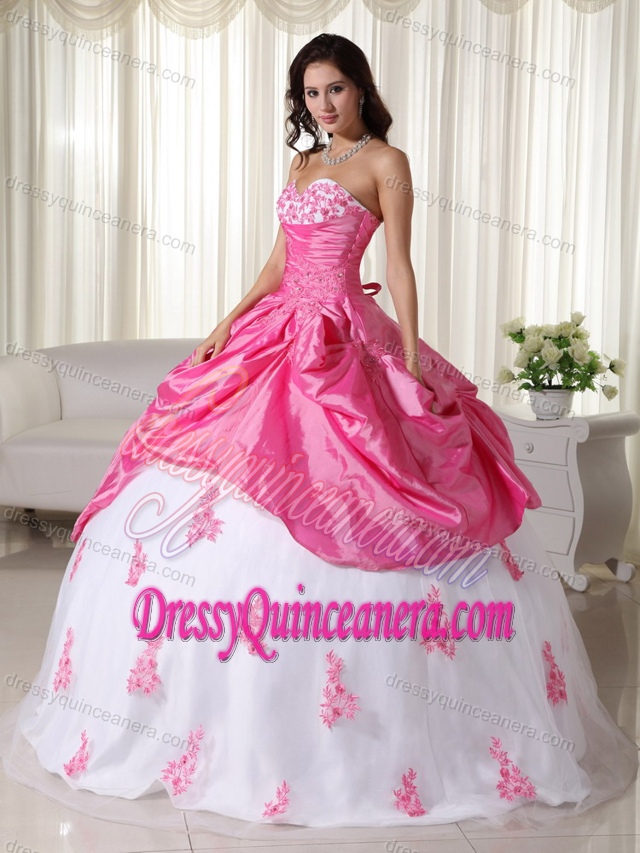Pink And White Sweetheart Sweet Sixteen Dresses with Appliques and Pick-ups