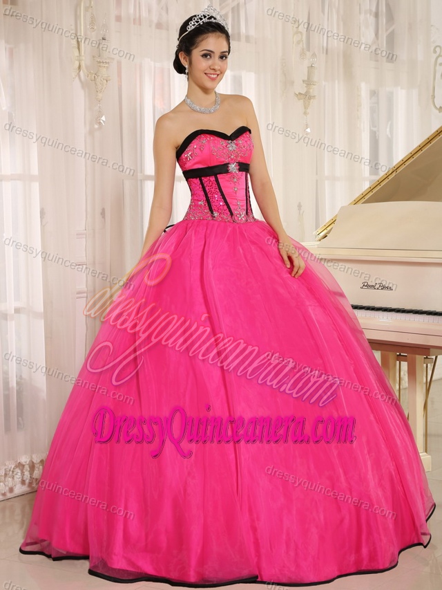 Sweetheart Quinceanera Gown Dresses with Beadings in Hot Pink and Black