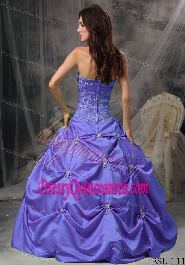 Classy Strapless Lavender Taffeta Dresses for Quince with Appliques and Pick-ups