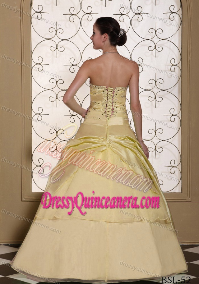 Beaded Sweetheart Light Yellow Taffeta Quinceanera Dress with Pick-ups and Flower