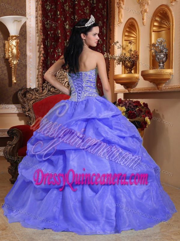 Lavender Sweetheart Ball Gown Organza Beaded Quinceanera Dresses with Pick-ups