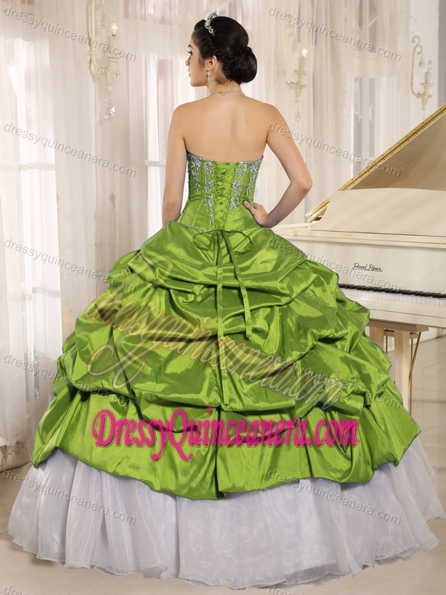 Spring Green and White Taffeta Luxurious Sweet 16 Quinceanera Dress