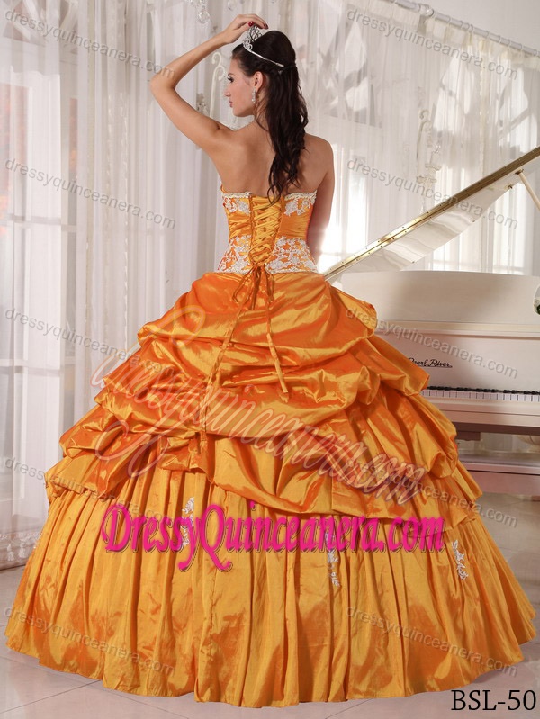 Sweetheart Taffeta Appliques and Ruche Quinceanera Dresses in Orange