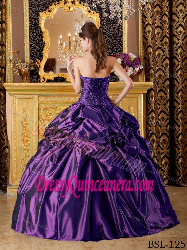2013 Ruffles for Purple Strapless Appliques Sweet 15 Dresses Made in Taffeta