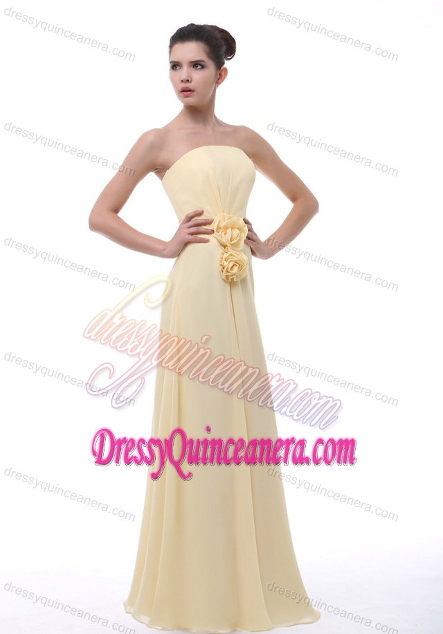Light Yellow Strapless Affordable Quinceaneras Dresses in Floor-length