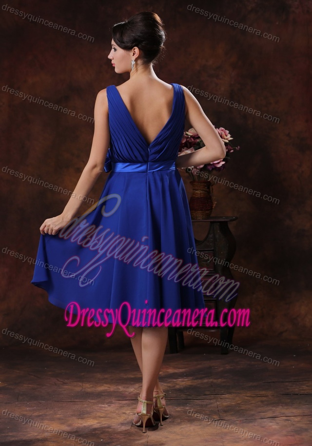 Royal Blue inexpensive V-neck Quinceanera Dama Dress with Flowers