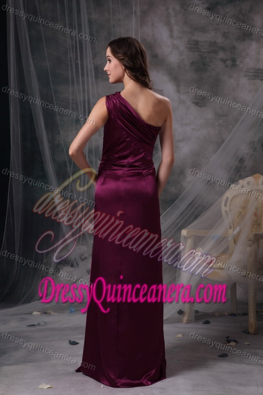 Elegant Purple One Shoulder Quinceanera Dama Dresses with Ruching for Cheap