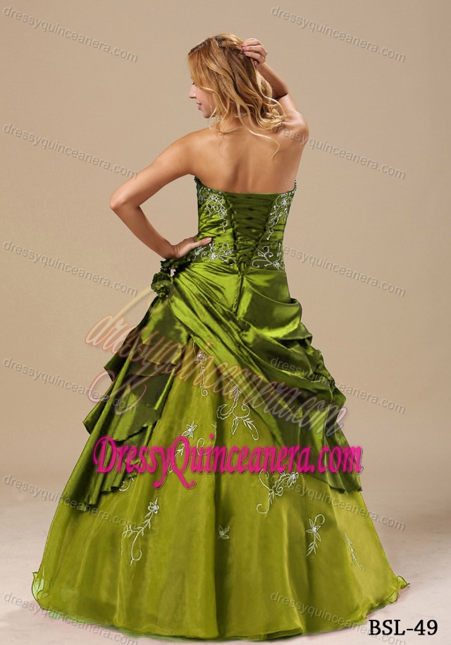 Green Strapless Pick-ups Sweet 16 Dresses with Hand Made Flowers