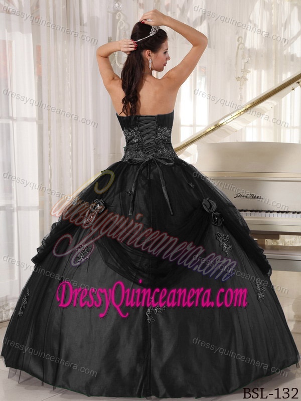 Black Ball Gown Strapless Floor-length Tulle Quince Dress in Fall