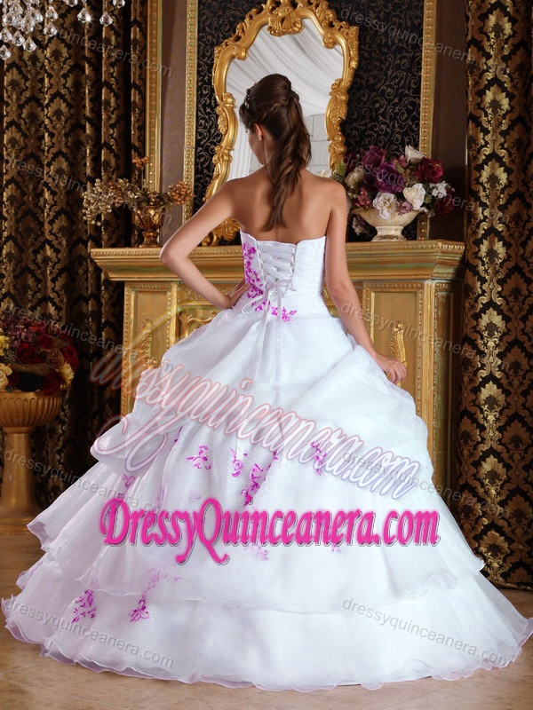 Princess White Organza Floor-length Appliques Quinceaneras Dress