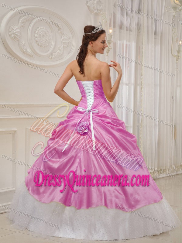 Fashionable Lavender and White Taffeta and Tulle Beaded Dresses for Quince