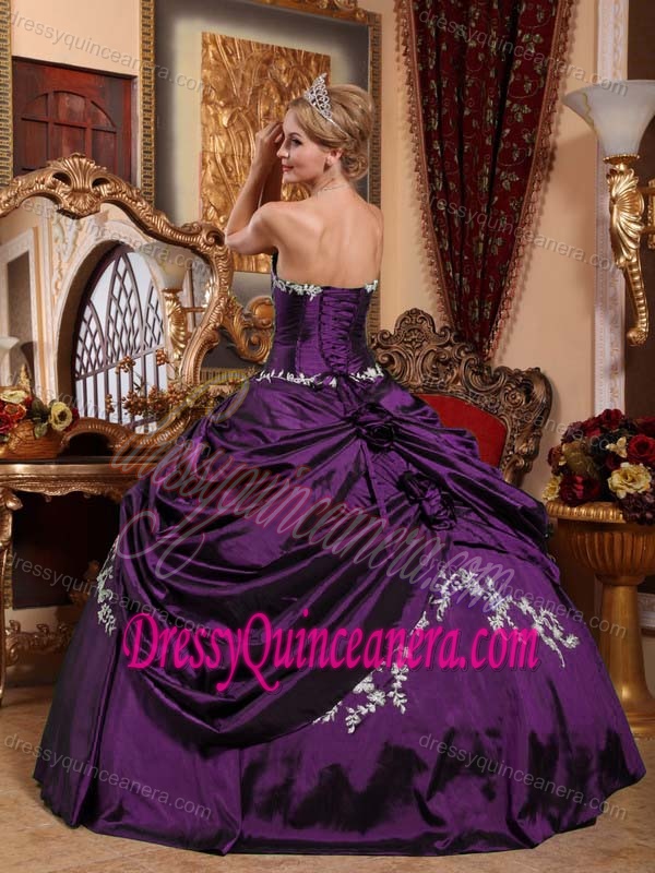 Elegant Purple Ball Gown Appliques Taffeta and Pick-ups Quinceanera Dresses