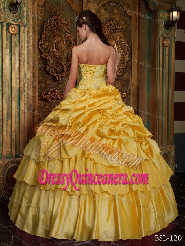 Elegant Yellow Strapless Long Organza Quinceanera Dress with Beading
