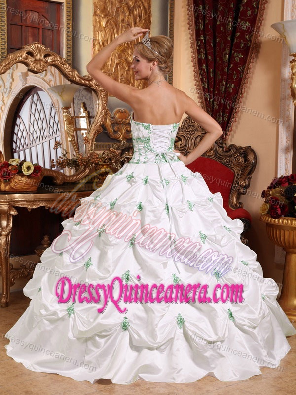White Strapless Ball Gown Taffeta Appliqued Quinceanera Gown Dress with Pick-ups