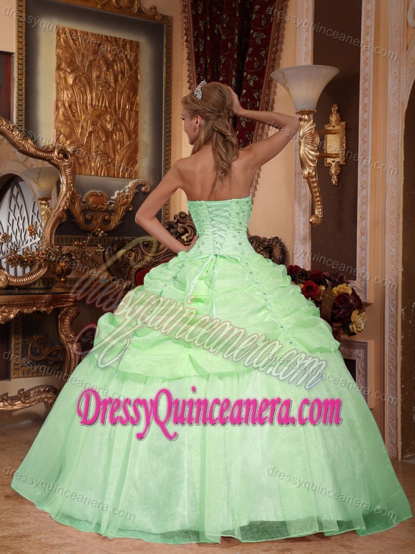 Apple Green Strapless Ball Gown Quinceanera Dresses with Pick-ups and Appliques