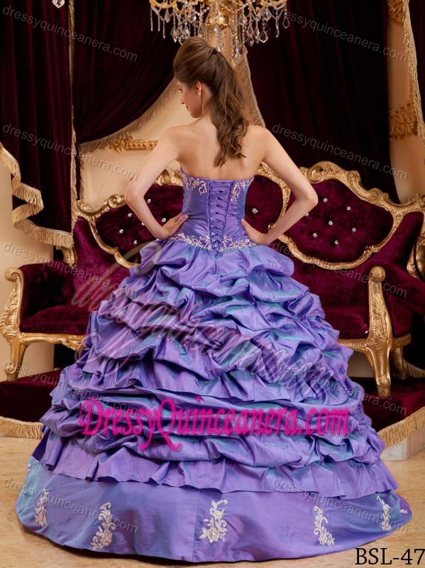 Appliqued Purple New Quinceanera Dress with Sweetheart Neckline and Pick-ups