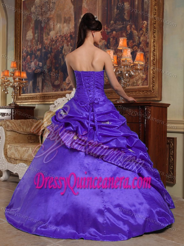 Cheap Ruched and Appliqued Taffeta Quince Dresses with Pick-ups in Royal Blue