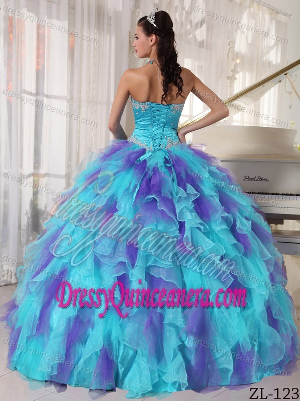 Luxurious Strapless Organza Quinceanera Dress with Appliques and Ruffles