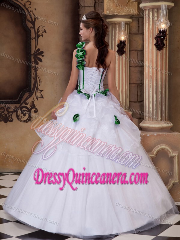 2013 White One Shoulder Tulle Quinceanera Dress with Hand Made Flowers