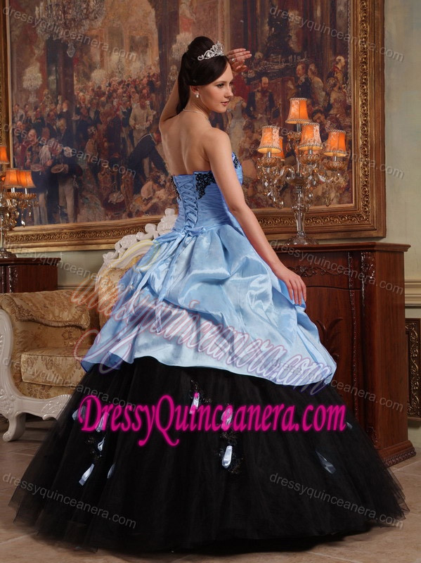 Sweetheart Tulle and Taffeta Quinceanera Dresses with Hand Made Flowers