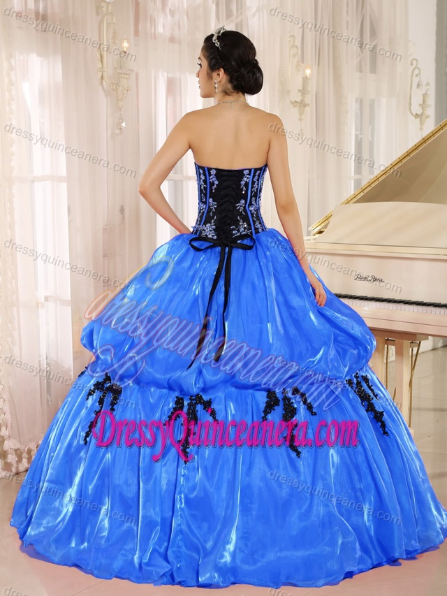 Blue 2013 New Arrival Strapless Quinceanera Dress with Embroidery in 2014