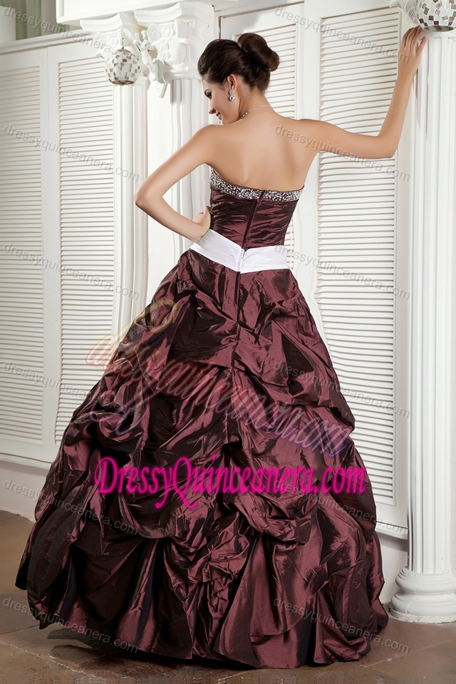 Burgundy Sweetheart Taffeta Dress for Quince with Bowknot and Pick Ups