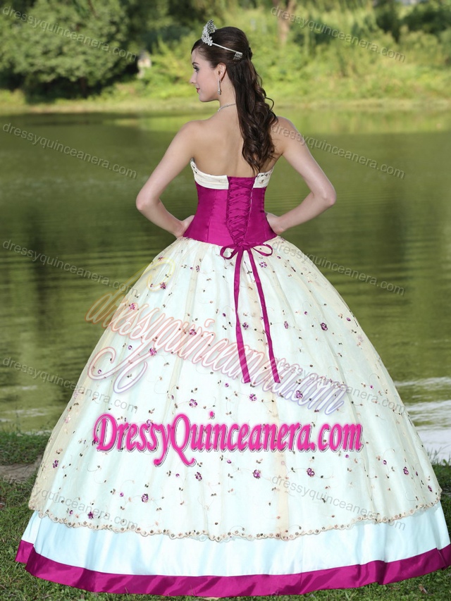 Strapless Colorful Quinceanera Dresses in Satin with Hand Made Flowers