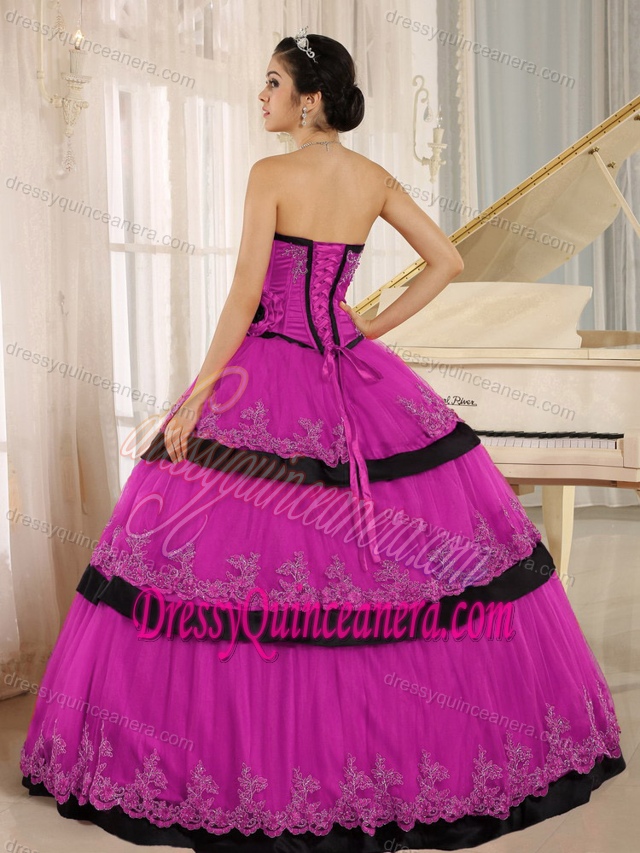 Hot Pink 2013 Quinceanera Gowns with Hand Made Flowers in Lace Fabric