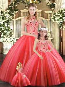 Discount Sleeveless Embroidery Lace Up Quinceanera Dresses